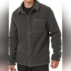 tentree Reversible Recycled Boucle Shacket: URBAN GREEN: NEW WITH TAGS: M